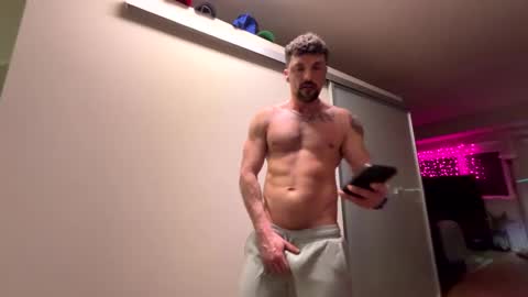 Snapshot of zuko_zen69 chatting on 02/27/25, 03:47 Zuko online show from 02/27/25, 03:47