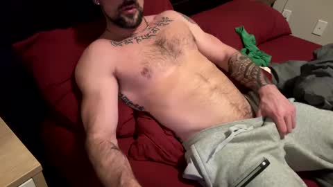 Snapshot of zuko_zen69 chatting on 03/05/25, 04:56 Zuko online show from 03/05/25, 04:56