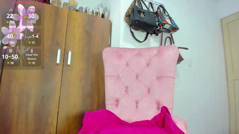 zule online show from 01/18/25, 11:43