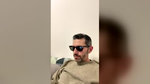 Snapshot of zulloking chatting on 04/04/26, 01:19 zulloking online show from 04/04/26, 01:19