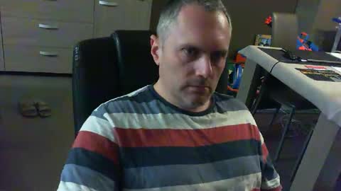 Snapshot of zultem chatting on 09/29/25, 03:33 zultem online show from 09/29/25, 03:33