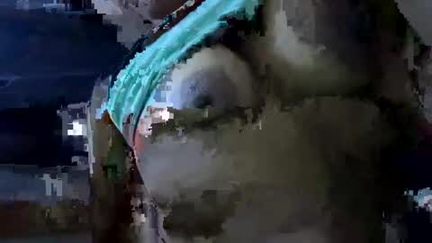 Snapshot of zuriluxe45 chatting on 10/14/25, 04:02 zuriluxe45 online show from 10/14/25, 04:02