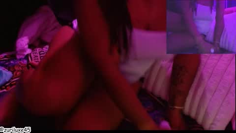 Snapshot of zuriluxe45 chatting on 10/21/25, 02:34 zuriluxe45 online show from 10/21/25, 02:34