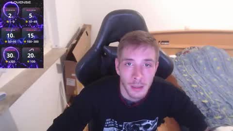 Snapshot of zuzmosfokafasz chatting on 11/09/25, 09:46 Zuzmoe online show from 11/09/25, 09:46