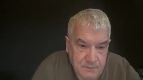 Snapshot of zwickauer1969 chatting on 10/06/25, 06:11 zwickauer1969 online show from 10/06/25, 06:11