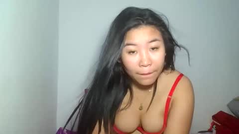 sweet lylia online show from 12/15/25, 07:34