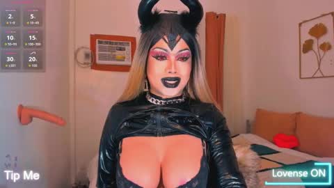 zyradom online show from 11/04/25, 10:03