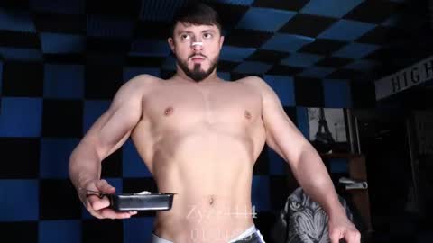 Snapshot of zyzz4444 chatting on 01/27/25, 01:09 Greek God online show from 01/27/25, 01:09