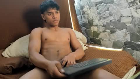 zyzz_1812 online show from 02/05/26, 06:56