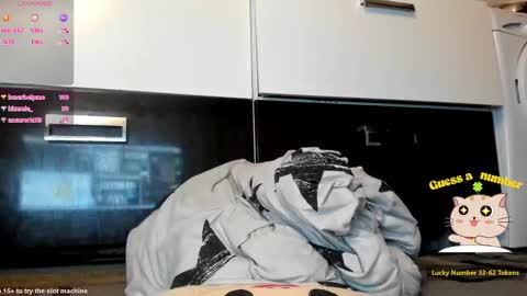 Snapshot of zzarraa chatting on 01/15/25, 01:02 Call me Zara online show from 01/15/25, 01:02