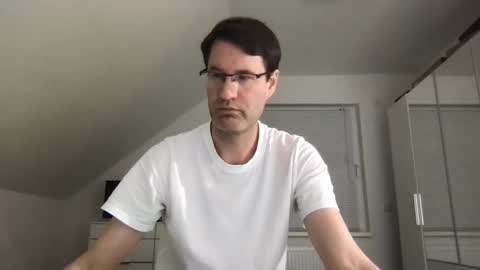 Snapshot of zzz123_cam chatting on 02/23/25, 03:51 zzz123_cam online show from 02/23/25, 03:51