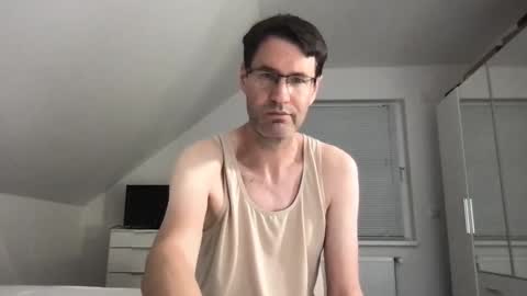 Snapshot of zzz123_cam chatting on 09/13/25, 03:56 zzz123_cam online show from 09/13/25, 03:56