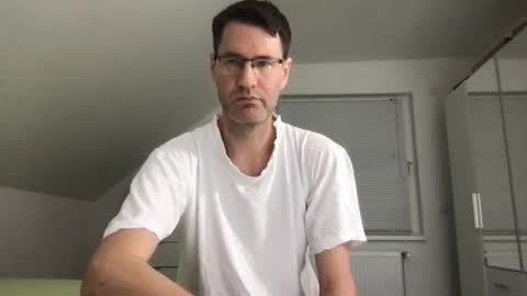 Snapshot of zzz123_cam chatting on 11/02/25, 03:36 zzz123_cam online show from 11/02/25, 03:36