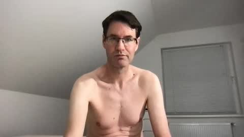 Snapshot of zzz123_cam chatting on 01/06/26, 11:07 zzz123_cam online show from 01/06/26, 11:07