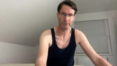 Snapshot of zzz123_cam chatting on 05/08/26, 03:06 zzz123_cam online show from 05/08/26, 03:06