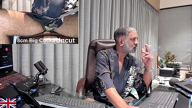 OnlineBossUK online show from 03/18/26, 06:33