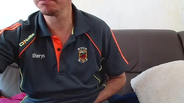 cloupefun online show from 10/10/25, 11:42