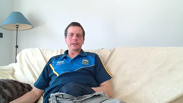 Snapshot of cloupefun chatting on 03/07/26, 01:30 cloupefun online show from 03/07/26, 01:30