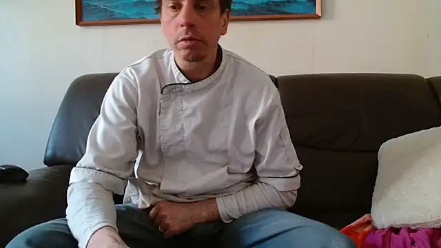 Snapshot of cloupefun chatting on 03/26/26, 07:36 cloupefun online show from 03/26/26, 07:36