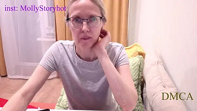 Snapshot of angelmommu chatting on 03/07/26, 07:44 angelmommu online show from 03/07/26, 07:44