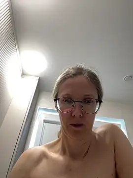 angelmommu online show from 06/29/26, 05:03