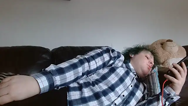 Snapshot of StarZ15 chatting on 02/10/25, 02:26 StarZ15 online show from 02/10/25, 02:26