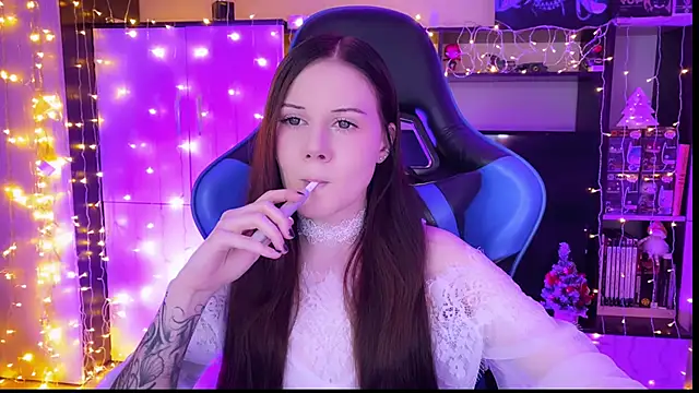 jasminevine online show from 12/15/24, 02:52