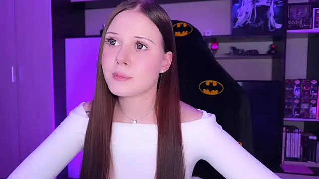 Snapshot of jasminevine chatting on 03/15/26, 10:27 jasminevine online show from 03/15/26, 10:27