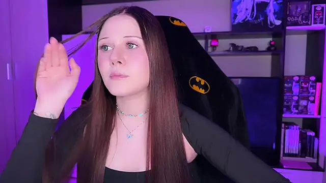 Snapshot of jasminevine chatting on 04/04/26, 10:40 jasminevine online show from 04/04/26, 10:40