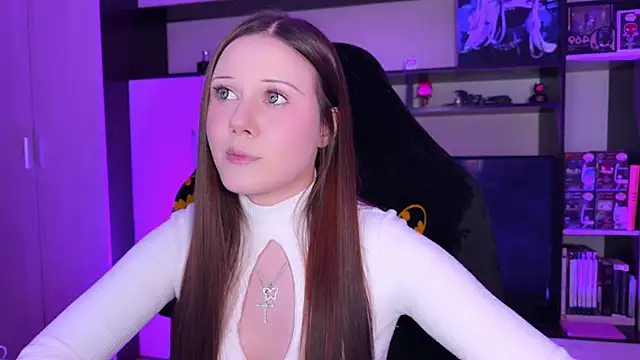 Snapshot of jasminevine chatting on 04/05/26, 09:56 jasminevine online show from 04/05/26, 09:56