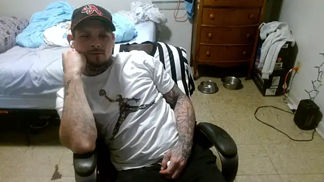 Snapshot of DADDY_KANE8--- chatting on 05/08/26, 10:37 DADDY KANE8--- online show from 05/08/26, 10:37