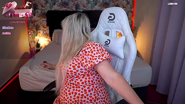 MissyMartinez online show from 01/12/26, 03:39