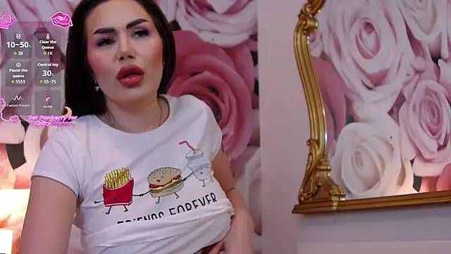 Snapshot of HessaHessy chatting on 01/10/26, 06:53 HessaHessy online show from 01/10/26, 06:53