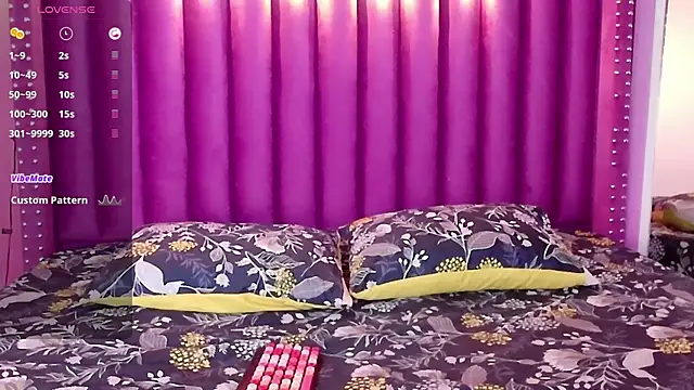 Snapshot of little_kayla_ chatting on 09/10/25, 02:55 little kayla  online show from 09/10/25, 02:55