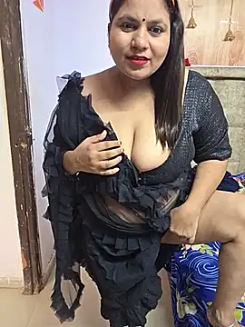 MOM-SUN-COUPLE online show from 06/27/26, 09:03