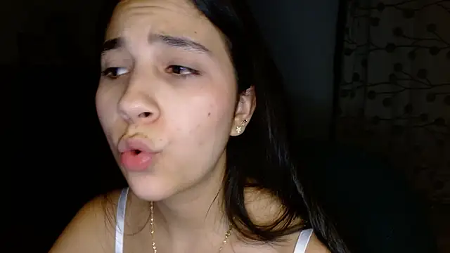 mia  lopez  online show from 01/03/25, 05:06