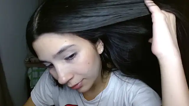 mia  lopez  online show from 09/25/25, 03:10