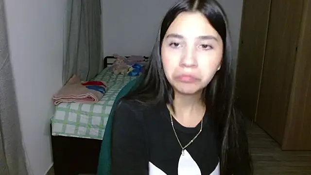 mia  lopez  online show from 10/08/25, 01:03