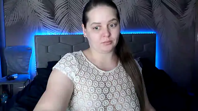 Snapshot of uliastar chatting on 01/04/25, 12:38 uliastar online show from 01/04/25, 12:38