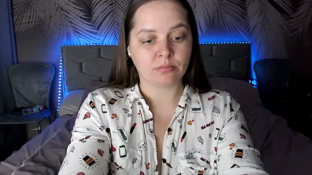 uliastar online show from 12/19/25, 08:10