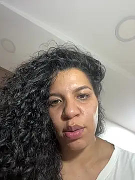 gatubelahot online show from 02/24/25, 04:38