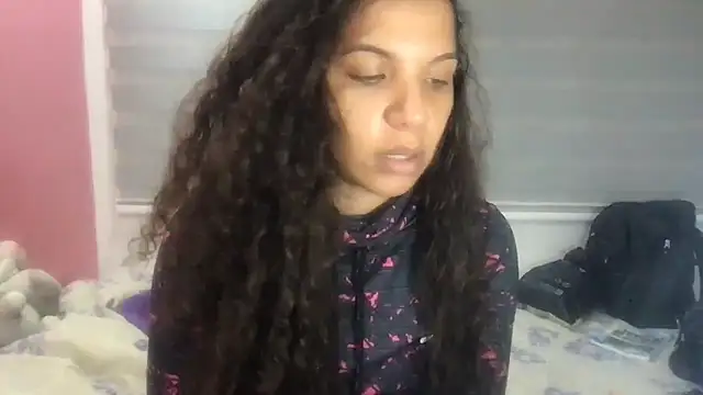 gatubelahot online show from 09/08/25, 11:37