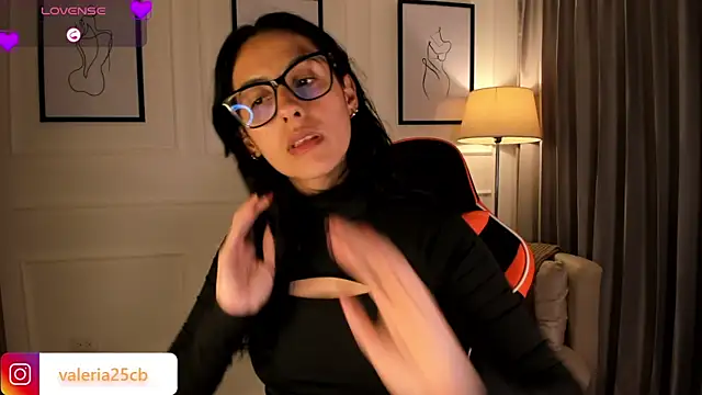 valeriia25  online show from 02/22/25, 10:31