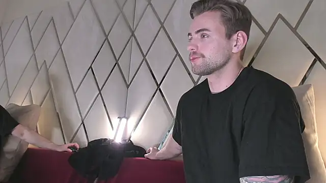 Snapshot of WayneWilson chatting on 02/27/25, 07:55 WayneWilson online show from 02/27/25, 07:55