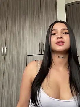 Snapshot of Hott_Hanna chatting on 06/14/26, 05:26 Hott Hanna online show from 06/14/26, 05:26