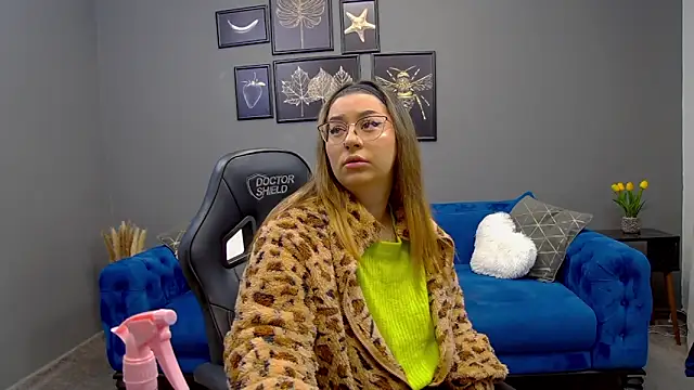 Snapshot of Katewalker_ chatting on 02/03/25, 06:07 Katewalker online show from 02/03/25, 06:07