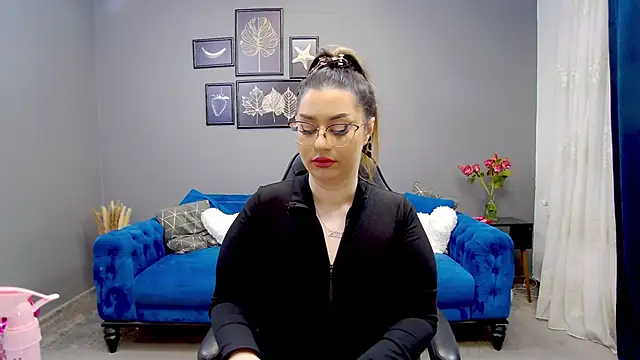 Snapshot of Katewalker_ chatting on 02/26/25, 06:21 Katewalker online show from 02/26/25, 06:21