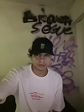 Magosupreme online show from 02/03/26, 01:04