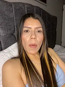 martina contreras online show from 03/15/26, 04:07