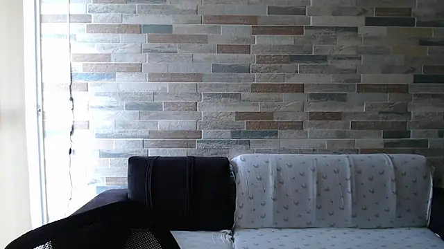 Snapshot of MommyMiaWs chatting on 09/24/25, 03:04 MommyMiaWs online show from 09/24/25, 03:04